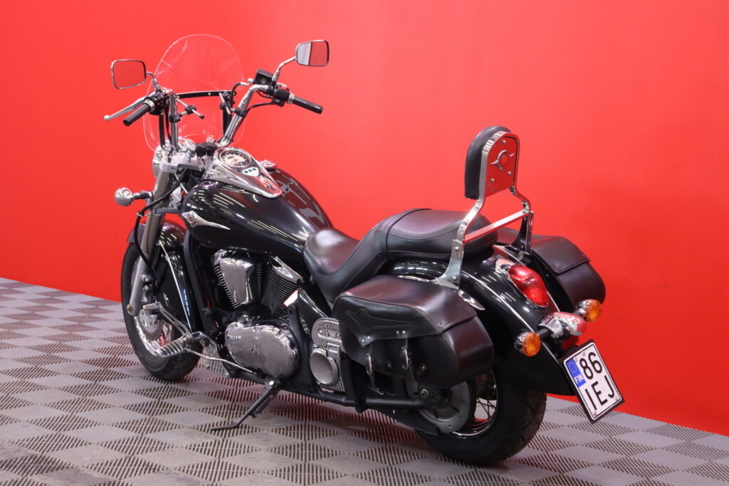 Kawasaki - VN - 900 Classic // Juuri saapunut! / Suomi-pyörä / Hieno! / 2x Laukut / Sissy // Kawasaki - VN - 900 Classic // Juuri saapunut! / Suomi-pyörä / Hieno! / 2x Laukut / Sissy // - Moottoripyörä