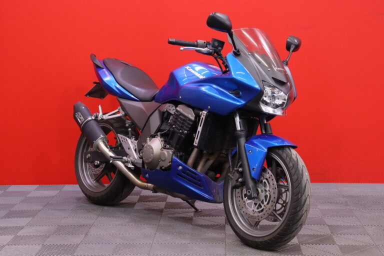 Kawasaki - Z - 750 S // G.P.R slipari / Suomi-pyörä / Sirompi kilventeline / Metalliväri // - Moottoripyörä