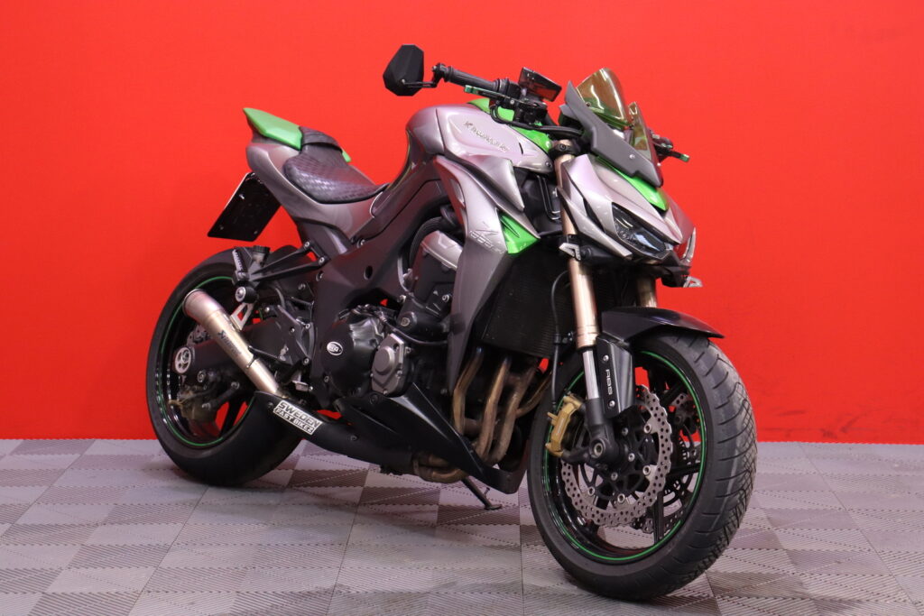 Kawasaki - Z - 1000 // Juuri Saapunut! / Akrapovic / ABS / Huoltokirja / LED / Siisti! / Kaatumatapit // Kawasaki - Z - 1000 // Juuri Saapunut! / Akrapovic / ABS / Huoltokirja / LED / Siisti! / Kaatumatapit // - Moottoripyörä