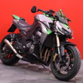 Kawasaki - Z - 1000 // Juuri Saapunut! / Akrapovic / ABS / Huoltokirja / LED / Siisti! / Kaatumatapit // - Moottoripyörä
