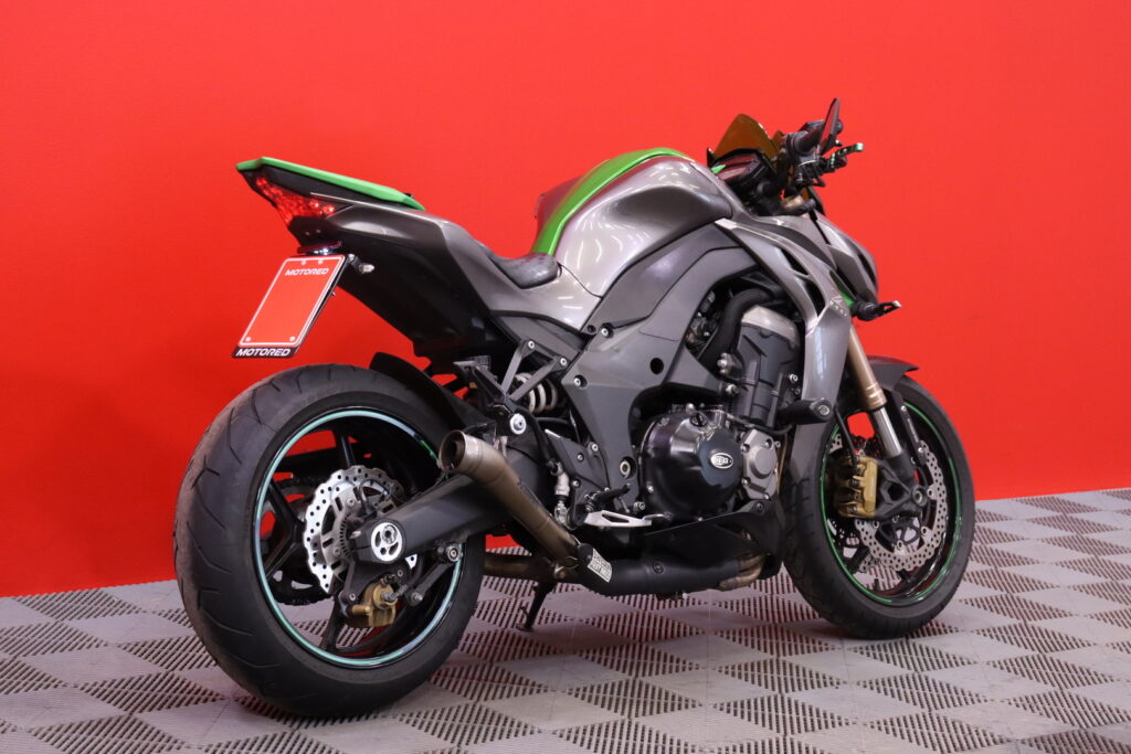 Kawasaki - Z - 1000 // Juuri Saapunut! / Akrapovic / ABS / Huoltokirja / LED / Siisti! / Kaatumatapit // Kawasaki - Z - 1000 // Juuri Saapunut! / Akrapovic / ABS / Huoltokirja / LED / Siisti! / Kaatumatapit // - Moottoripyörä