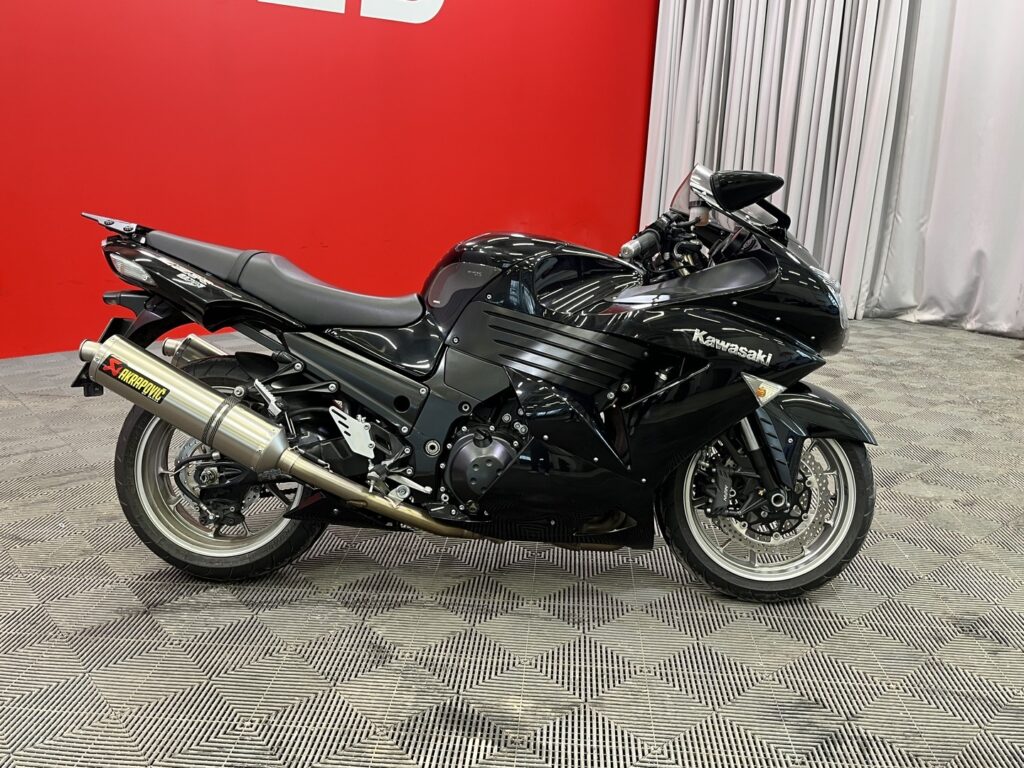 Kawasaki - ZZR - 1400 // Juuri saapunut! // Kawasaki - ZZR - 1400 // Juuri saapunut! // - Moottoripyörä