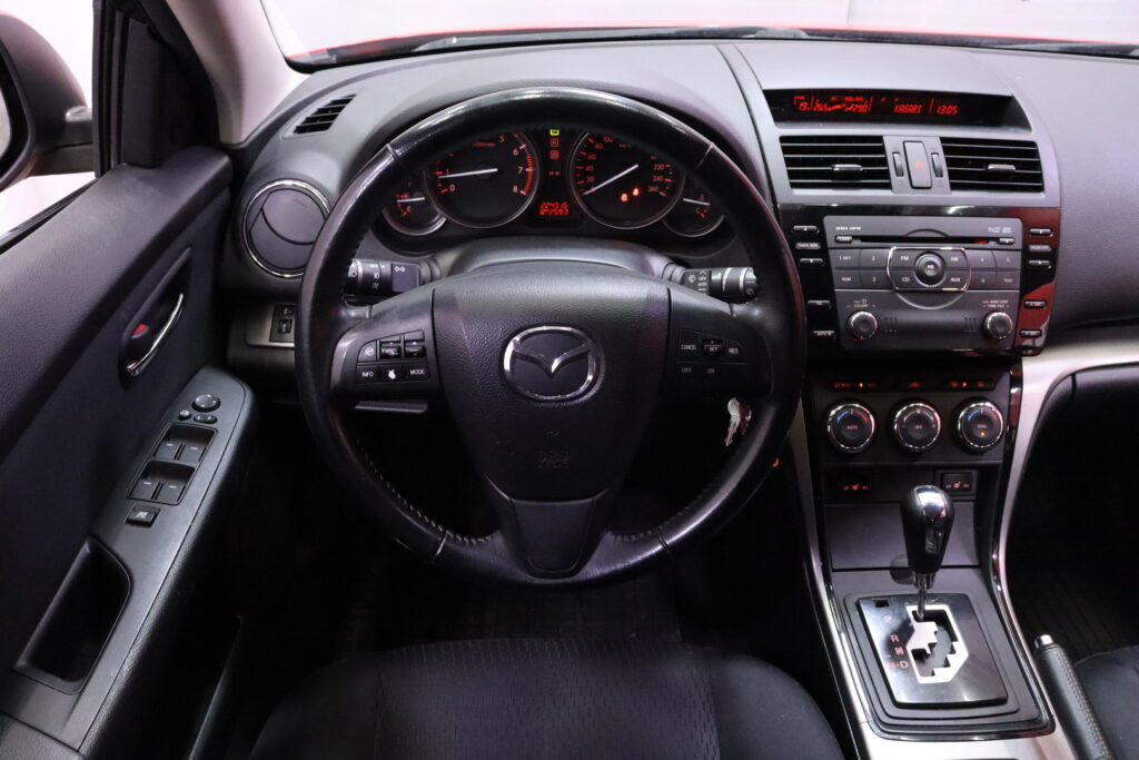 tuotekuva-Mazda-6-XUV-402-2026-02-24-104102-18 tuotekuva-Mazda-6-XUV-402-2026-02-24-104102-18