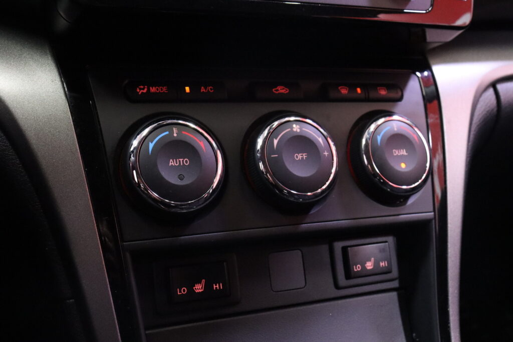 tuotekuva-Mazda-6-XUV-402-2026-02-24-104102-21 tuotekuva-Mazda-6-XUV-402-2026-02-24-104102-21