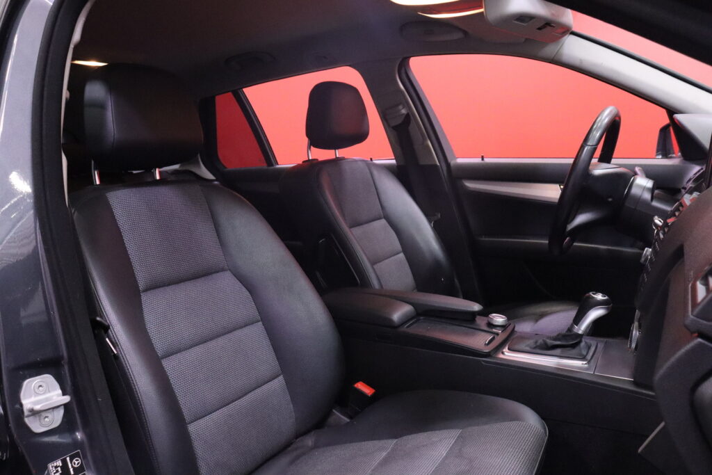 Mercedes-Benz - C - 320 CDI // Myydään huutokaupat.com / Mercedes-Benz - C - 320 CDI // Myydään huutokaupat.com / - Farmari