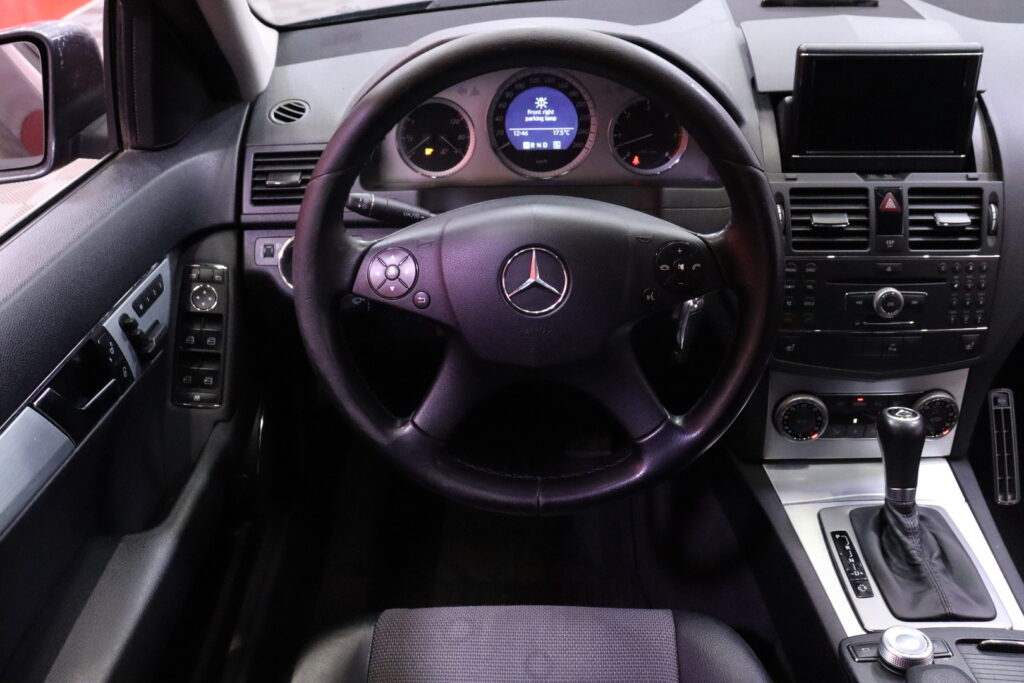 tuotekuva-Mercedes-Benz-C-RTP-551-2026-02-23-144817-20 tuotekuva-Mercedes-Benz-C-RTP-551-2026-02-23-144817-20