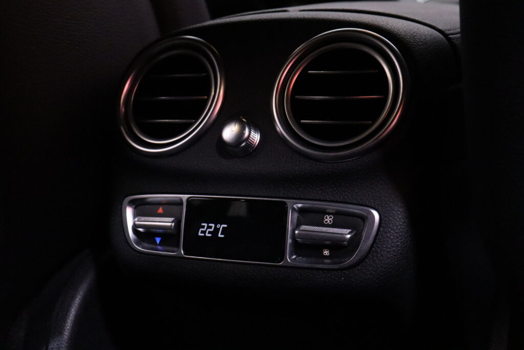 tuotekuva-Mercedes-Benz-C-ZON-988-2026-02-19-140103-15 tuotekuva-Mercedes-Benz-C-ZON-988-2026-02-19-140103-15