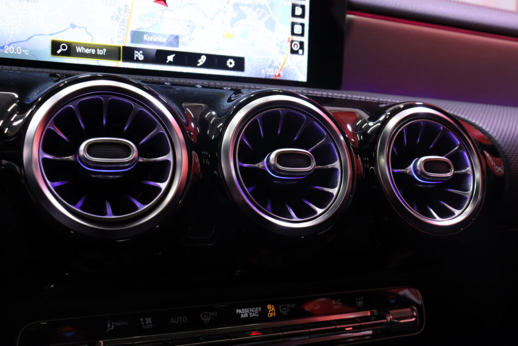 tuotekuva-Mercedes-Benz-CLA-MYX-355-2026-02-23-144004-32 tuotekuva-Mercedes-Benz-CLA-MYX-355-2026-02-23-144004-32