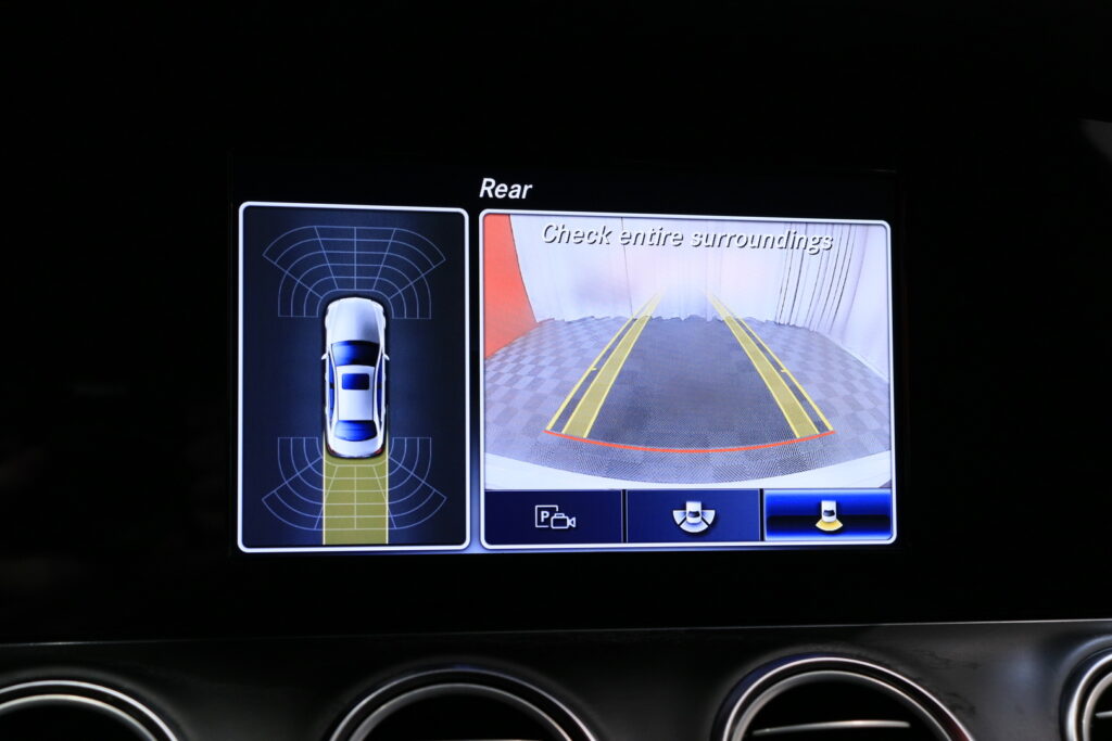 tuotekuva-Mercedes-Benz-E-BUZ-215-2026-02-05-112503-20 tuotekuva-Mercedes-Benz-E-BUZ-215-2026-02-05-112503-20