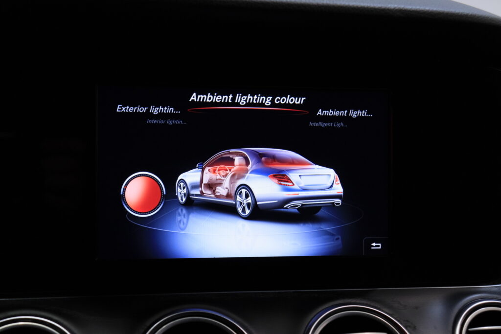 tuotekuva-Mercedes-Benz-E-BUZ-215-2026-02-05-112503-22 tuotekuva-Mercedes-Benz-E-BUZ-215-2026-02-05-112503-22