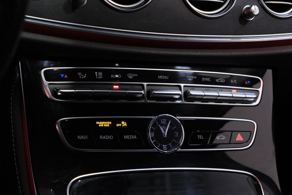 tuotekuva-Mercedes-Benz-E-BUZ-215-2026-02-05-112503-25 tuotekuva-Mercedes-Benz-E-BUZ-215-2026-02-05-112503-25