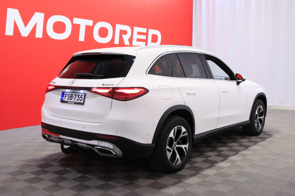 Mercedes-Benz - GLC - 300 e 4MATIC // Distronic+ / Burmester / Panorama / Koukku / Muistipenkit / Kamera / CarPlay / Digimittari // Mercedes-Benz - GLC - 300 e 4MATIC // Distronic+ / Burmester / Panorama / Koukku / Muistipenkit / Kamera / CarPlay / Digimittari // - Maastoauto