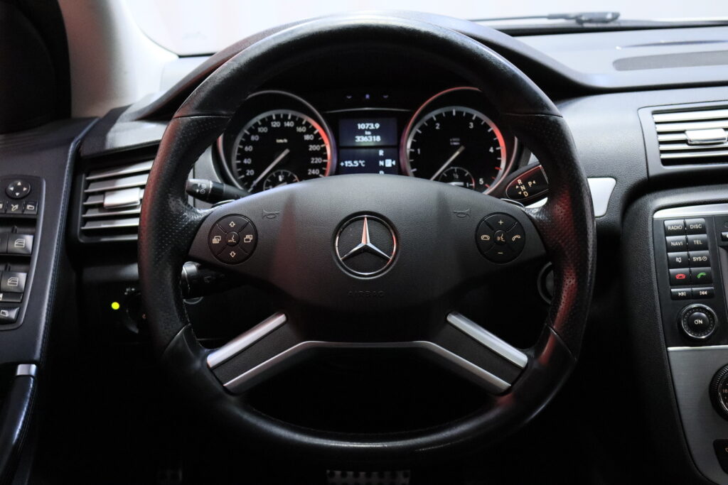 tuotekuva-Mercedes-Benz-R-FNS-136-2026-02-24-181136-24 tuotekuva-Mercedes-Benz-R-FNS-136-2026-02-24-181136-24