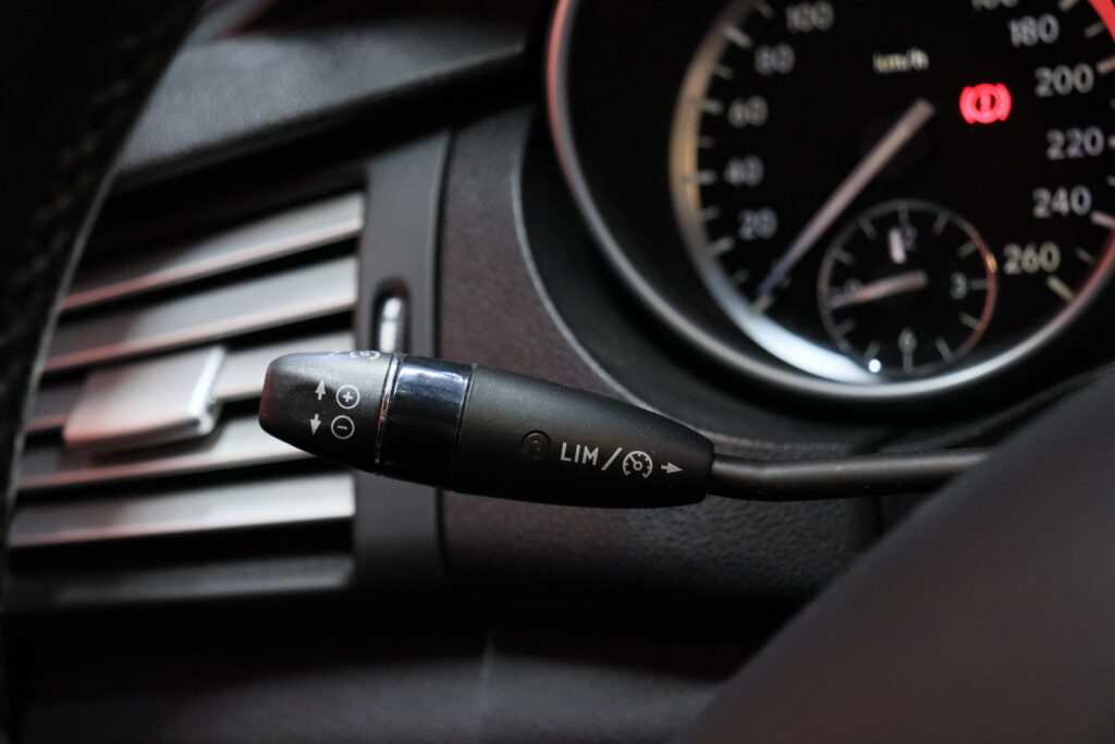 tuotekuva-Mercedes-Benz-R-FNS-136-2026-02-24-181136-28 tuotekuva-Mercedes-Benz-R-FNS-136-2026-02-24-181136-28