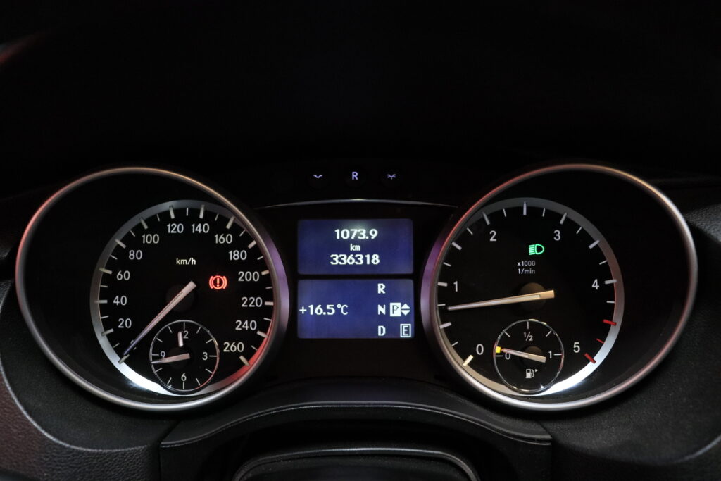 tuotekuva-Mercedes-Benz-R-FNS-136-2026-02-24-181136-29 tuotekuva-Mercedes-Benz-R-FNS-136-2026-02-24-181136-29