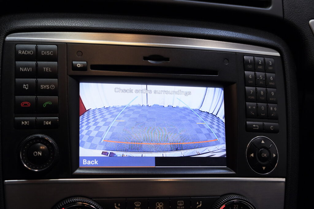 tuotekuva-Mercedes-Benz-R-FNS-136-2026-02-24-181136-31 tuotekuva-Mercedes-Benz-R-FNS-136-2026-02-24-181136-31