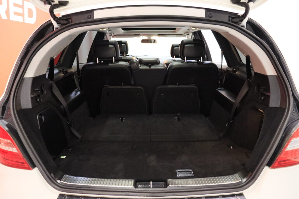 tuotekuva-Mercedes-Benz-R-FNS-136-2026-02-24-181136-38 tuotekuva-Mercedes-Benz-R-FNS-136-2026-02-24-181136-38