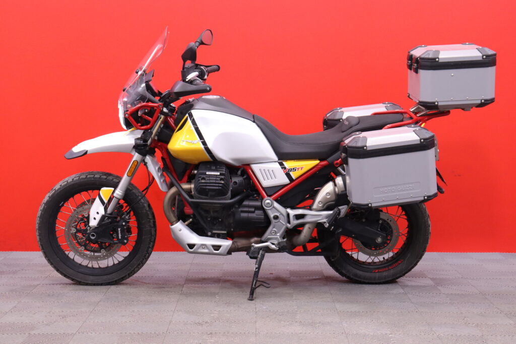 Moto Guzzi - V85 - TT // 1.OM Suomi-pyörä / Huoltokirja / 3x Laukut // Moto Guzzi - V85 - TT // 1.OM Suomi-pyörä / Huoltokirja / 3x Laukut // - Moottoripyörä