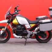 Moto Guzzi - V85 - TT // 1.OM Suomi-pyörä / Huoltokirja / 3x Laukut // - Moottoripyörä