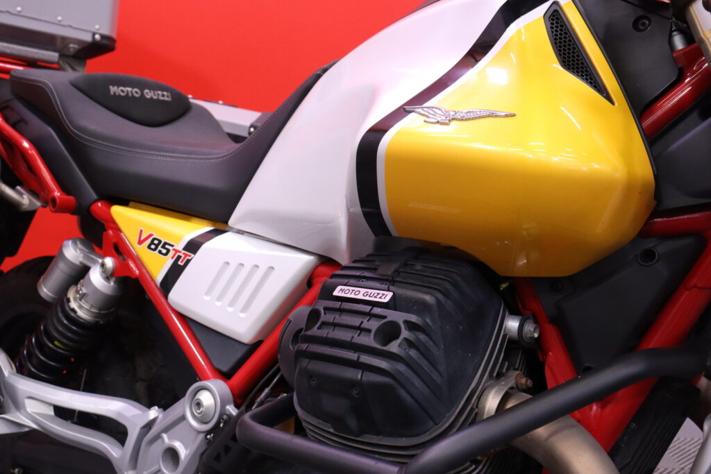 Moto Guzzi - V85 - TT // 1.OM Suomi-pyörä / Huoltokirja / 3x Laukut // Moto Guzzi - V85 - TT // 1.OM Suomi-pyörä / Huoltokirja / 3x Laukut // - Moottoripyörä