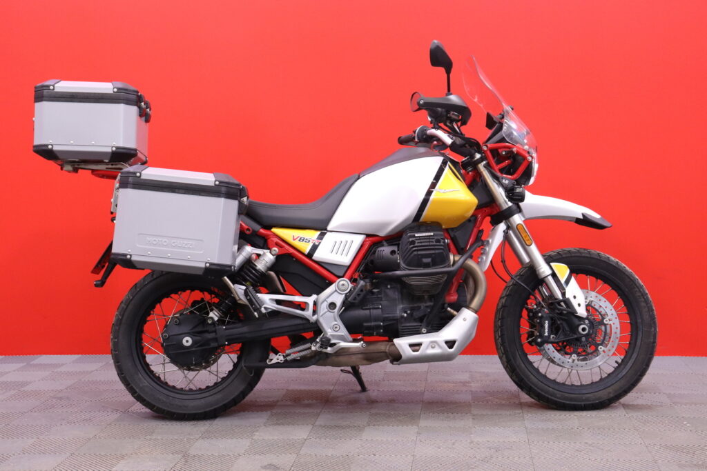 Moto Guzzi - V85 - TT // 1.OM Suomi-pyörä / Huoltokirja / 3x Laukut // Moto Guzzi - V85 - TT // 1.OM Suomi-pyörä / Huoltokirja / 3x Laukut // - Moottoripyörä