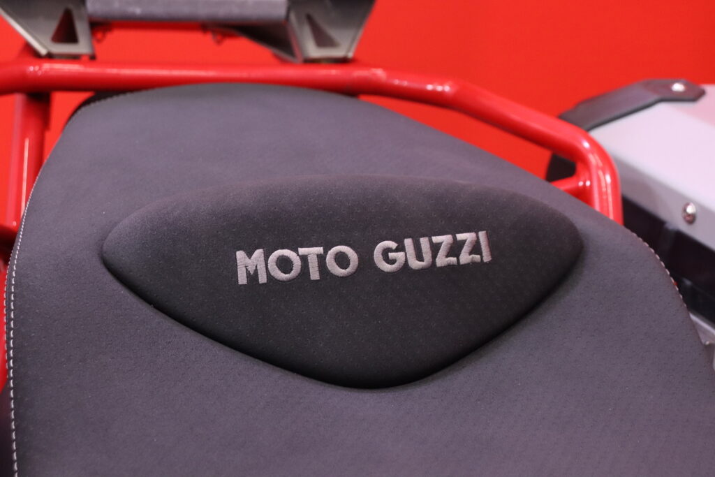 Moto Guzzi - V85 - TT // 1.OM Suomi-pyörä / Huoltokirja / 3x Laukut // Moto Guzzi - V85 - TT // 1.OM Suomi-pyörä / Huoltokirja / 3x Laukut // - Moottoripyörä