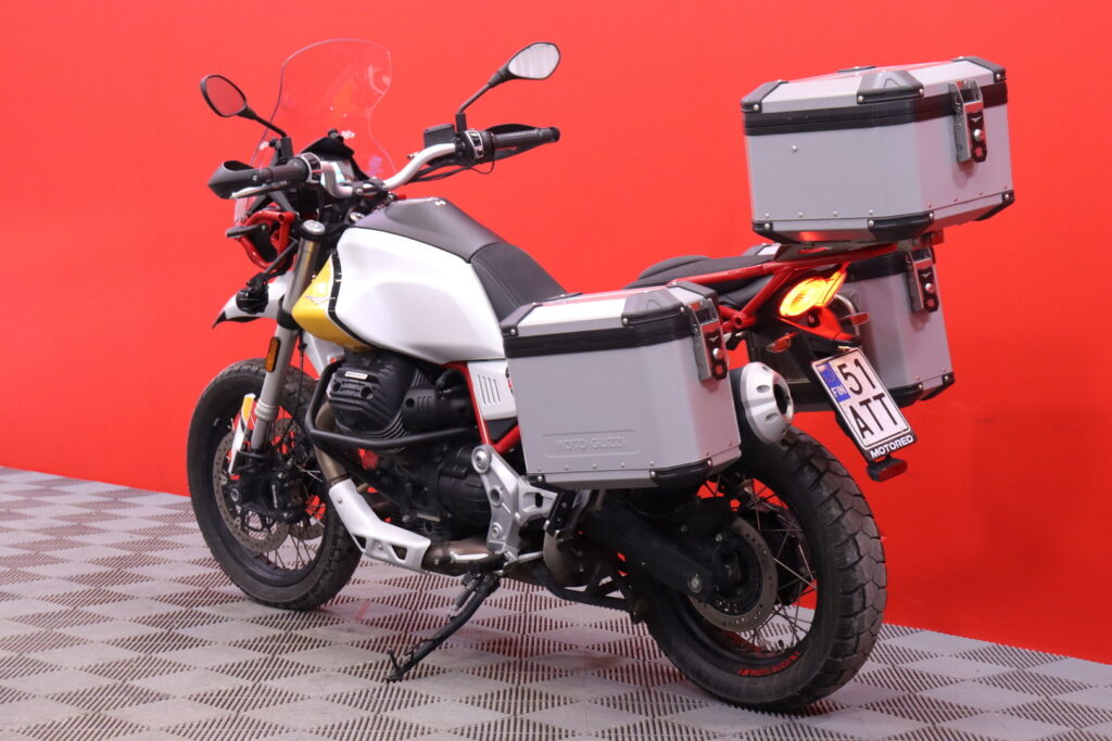 Moto Guzzi - V85 - TT // 1.OM Suomi-pyörä / Huoltokirja / 3x Laukut // Moto Guzzi - V85 - TT // 1.OM Suomi-pyörä / Huoltokirja / 3x Laukut // - Moottoripyörä