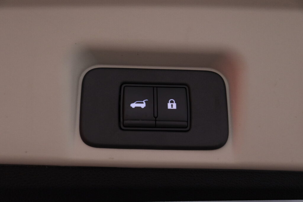 tuotekuva-Nissan-Ariya-ZPN-176-2026-02-25-130604-35 tuotekuva-Nissan-Ariya-ZPN-176-2026-02-25-130604-35