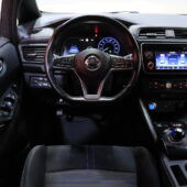 Nissan - Leaf - Acenta 40 KWh - Viistoperä