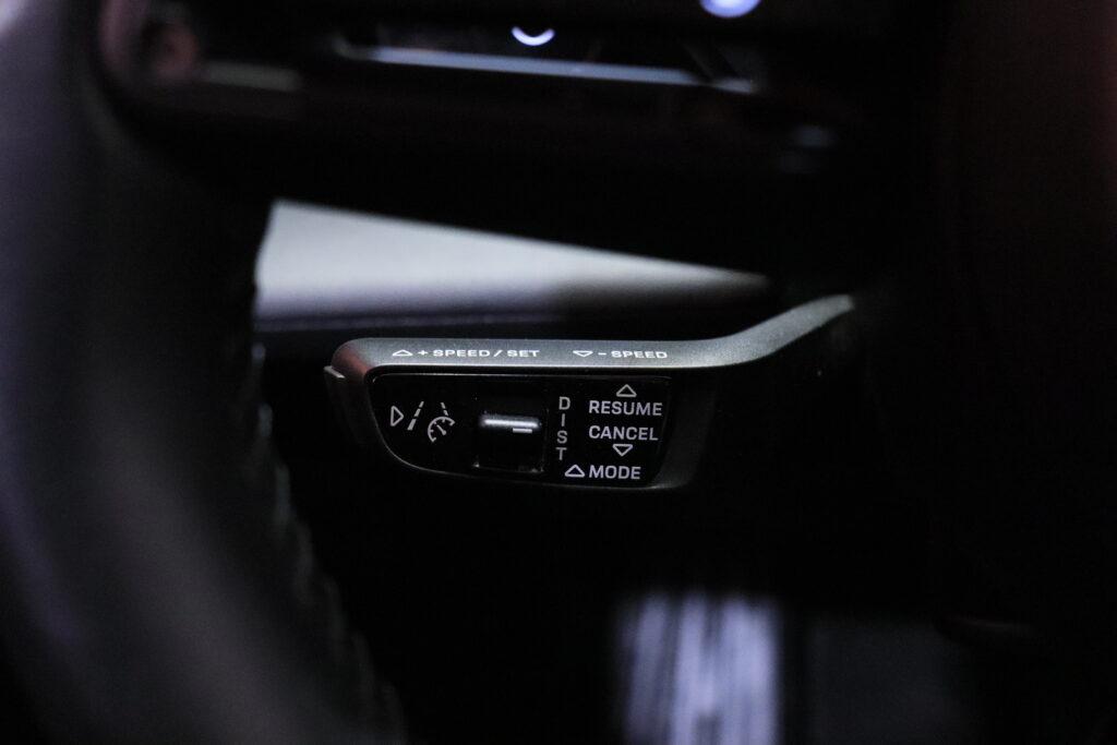 tuotekuva-Porsche-Taycan-CPO-661-2026-02-03-115104-19 tuotekuva-Porsche-Taycan-CPO-661-2026-02-03-115104-19