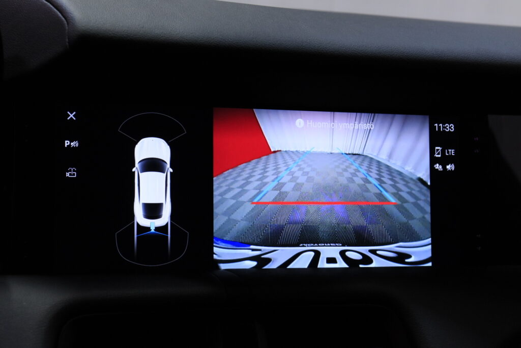 tuotekuva-Porsche-Taycan-CPO-661-2026-02-03-115104-25 tuotekuva-Porsche-Taycan-CPO-661-2026-02-03-115104-25