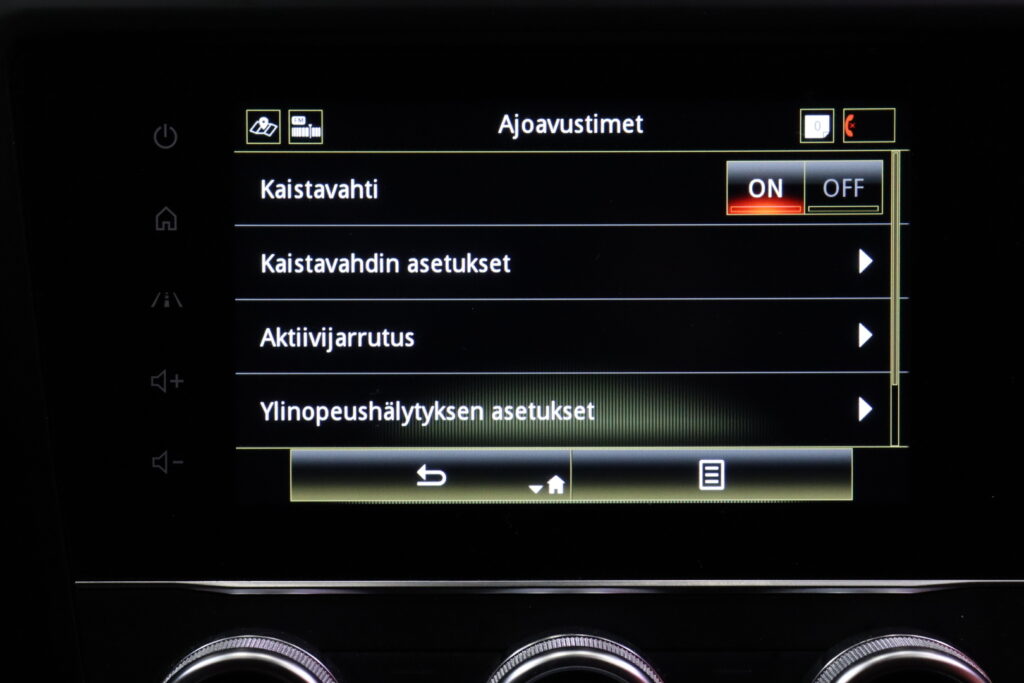 tuotekuva-Renault-Kadjar-FPM-565-2026-02-02-152504-25 tuotekuva-Renault-Kadjar-FPM-565-2026-02-02-152504-25