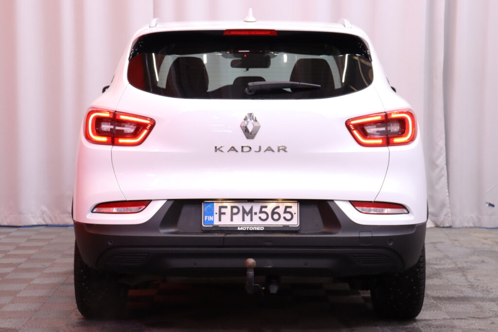 Renault - Kadjar - TCe 140 EDC7-aut Zen // 1.om Suomi-Auto / Vetokoukku / Lohkolämmitin / Navi / Digimittaristo // Renault - Kadjar - TCe 140 EDC7-aut Zen // 1.om Suomi-Auto / Vetokoukku / Lohkolämmitin / Navi / Digimittaristo // - Maastoauto