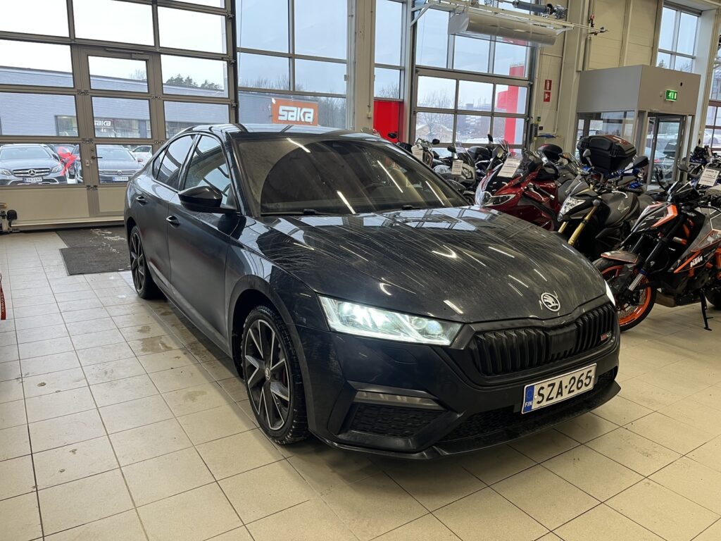 Skoda - Octavia - 1,4 TSI PHEV RS iV DSG Autom. Skoda - Octavia - 1,4 TSI PHEV RS iV DSG Autom. - Sedan