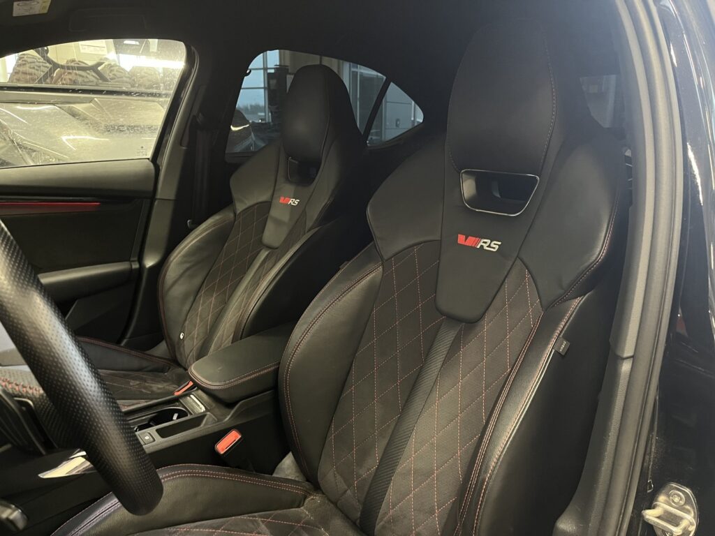 Skoda - Octavia - 1,4 TSI PHEV RS iV DSG Autom. Skoda - Octavia - 1,4 TSI PHEV RS iV DSG Autom. - Sedan