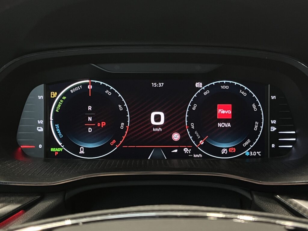 Skoda - Octavia - 1,4 TSI PHEV RS iV DSG Autom. Skoda - Octavia - 1,4 TSI PHEV RS iV DSG Autom. - Sedan