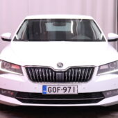 Skoda - Superb - 2,0 TDI 190 4x4 Style DSG Autom // Webasto / ACC / Muistipenkki / P-Kamera / Vetokoukku / Ambient // - Sedan