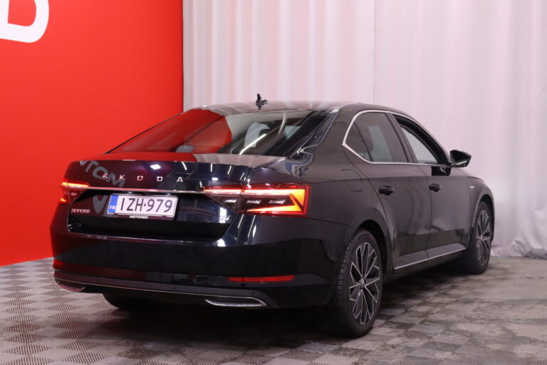 Skoda - Superb - 1,4 TSI PHEV L&K iV DSG Autom. // Suomi-Auto! / ACC / Webasto / Matrix LED / Panorama / Digimittari // - Sedan