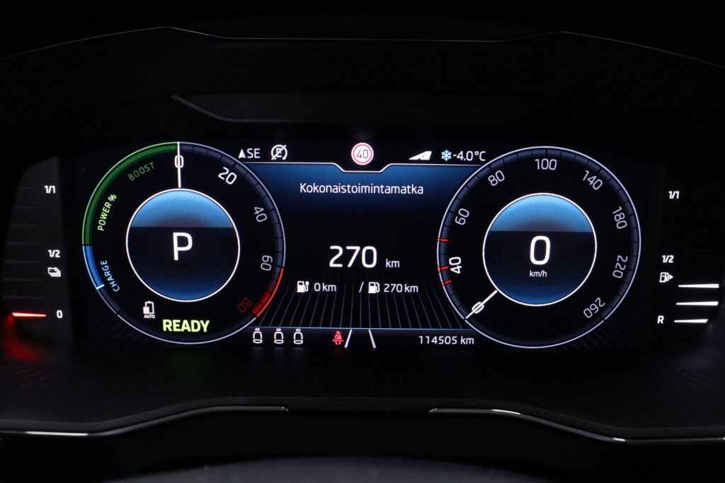 tuotekuva-Skoda-Superb-IZH-979-2026-02-16-141505-19 tuotekuva-Skoda-Superb-IZH-979-2026-02-16-141505-19