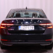 Skoda - Superb - 1,4 TSI PHEV L&K iV DSG Autom. // Suomi-Auto! / ACC / Webasto / Matrix LED / Panorama / Digimittari // - Sedan