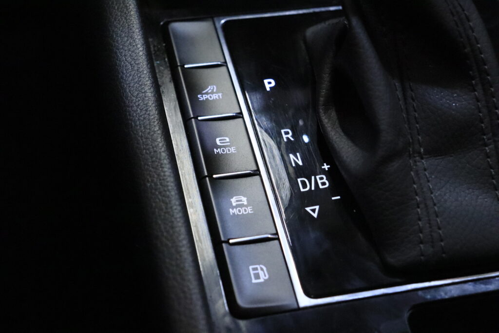 tuotekuva-Skoda-Superb-IZH-979-2026-02-16-141505-31 tuotekuva-Skoda-Superb-IZH-979-2026-02-16-141505-31