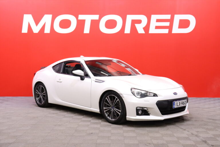 Subaru - BRZ - 6MT // Suomi-auto / K-Sport alusta / Invidia putkisto / Nardi-ratti / - Coupe