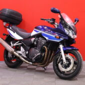 Suzuki - GSF - 1200 S Bandit // Huoltokirja / Takalaukku / Maltilliset kilometrit! // - Moottoripyörä