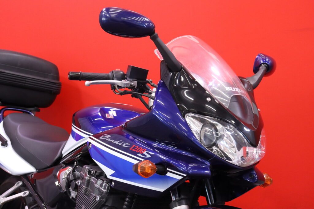 Suzuki - GSF - 1200 S Bandit // Huoltokirja / Takalaukku / Maltilliset kilometrit! // Suzuki - GSF - 1200 S Bandit // Huoltokirja / Takalaukku / Maltilliset kilometrit! // - Moottoripyörä