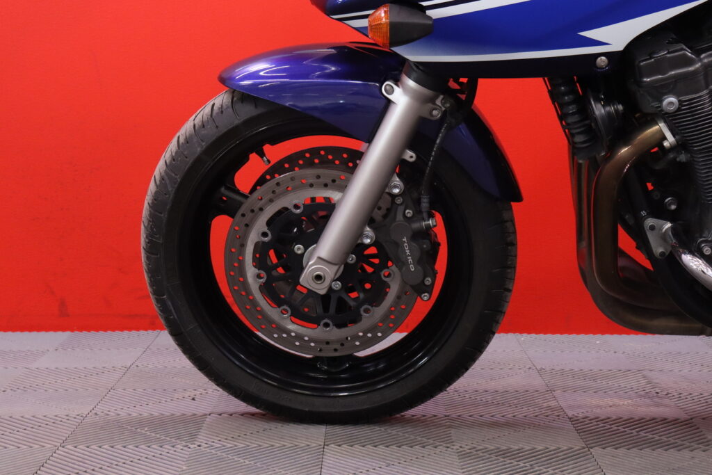 Suzuki - GSF - 1200 S Bandit // Huoltokirja / Takalaukku / Maltilliset kilometrit! // Suzuki - GSF - 1200 S Bandit // Huoltokirja / Takalaukku / Maltilliset kilometrit! // - Moottoripyörä