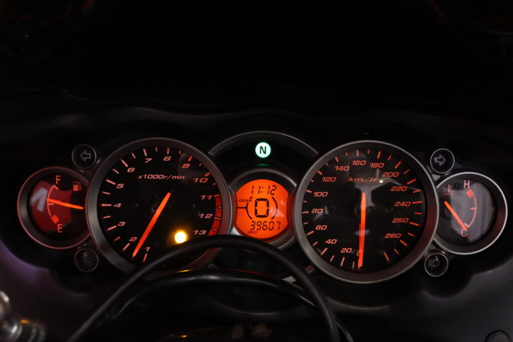 Suzuki - GSX - 1300R Hayabusa // 50th Anniversary Edition! / ABS / BlackWidow / Brembo // Suzuki - GSX - 1300R Hayabusa // 50th Anniversary Edition! / ABS / BlackWidow / Brembo // - Moottoripyörä