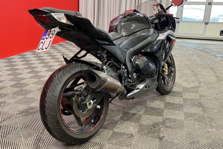 Suzuki - GSX-R - 1000 // Yoshimura / ABS / Suomi-pyörä / Cliparit / Brembo // - Moottoripyörä