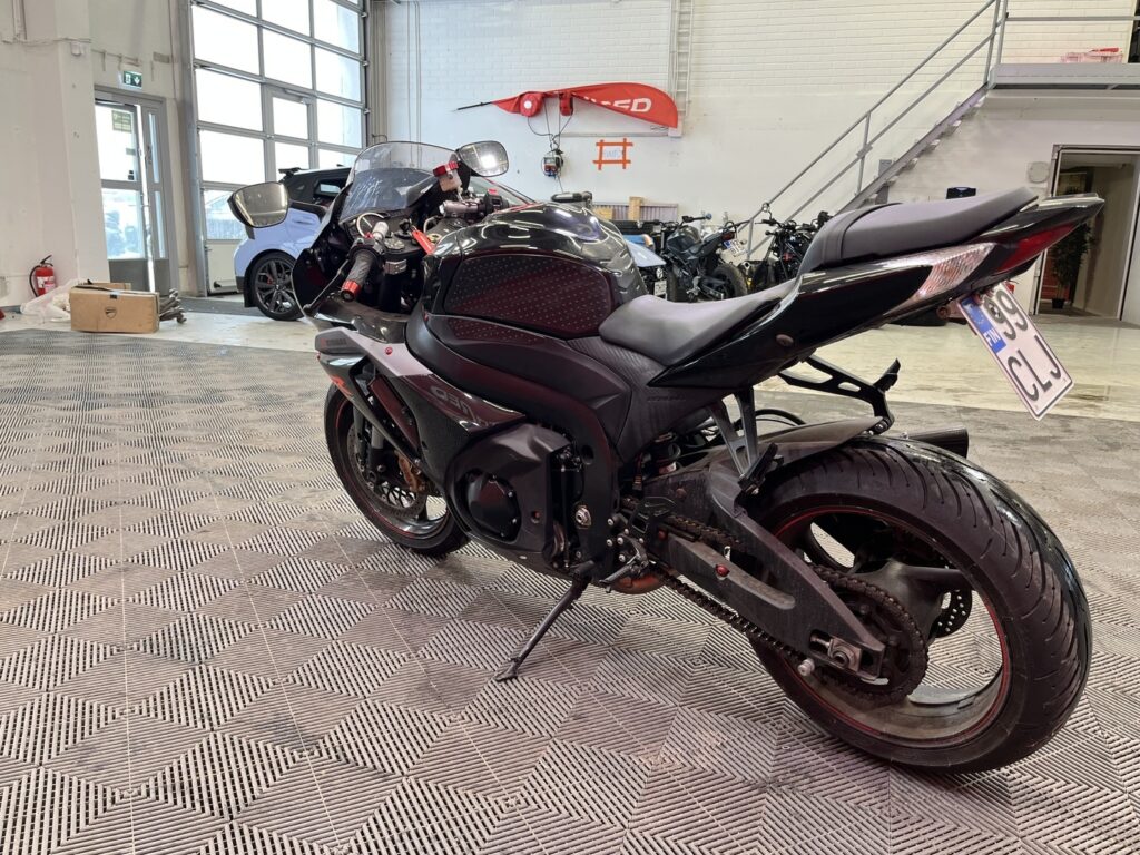 Suzuki - GSX-R - 1000 // Yoshimura / ABS / Suomi-pyörä / Cliparit / Brembo // Suzuki - GSX-R - 1000 // Yoshimura / ABS / Suomi-pyörä / Cliparit / Brembo // - Moottoripyörä