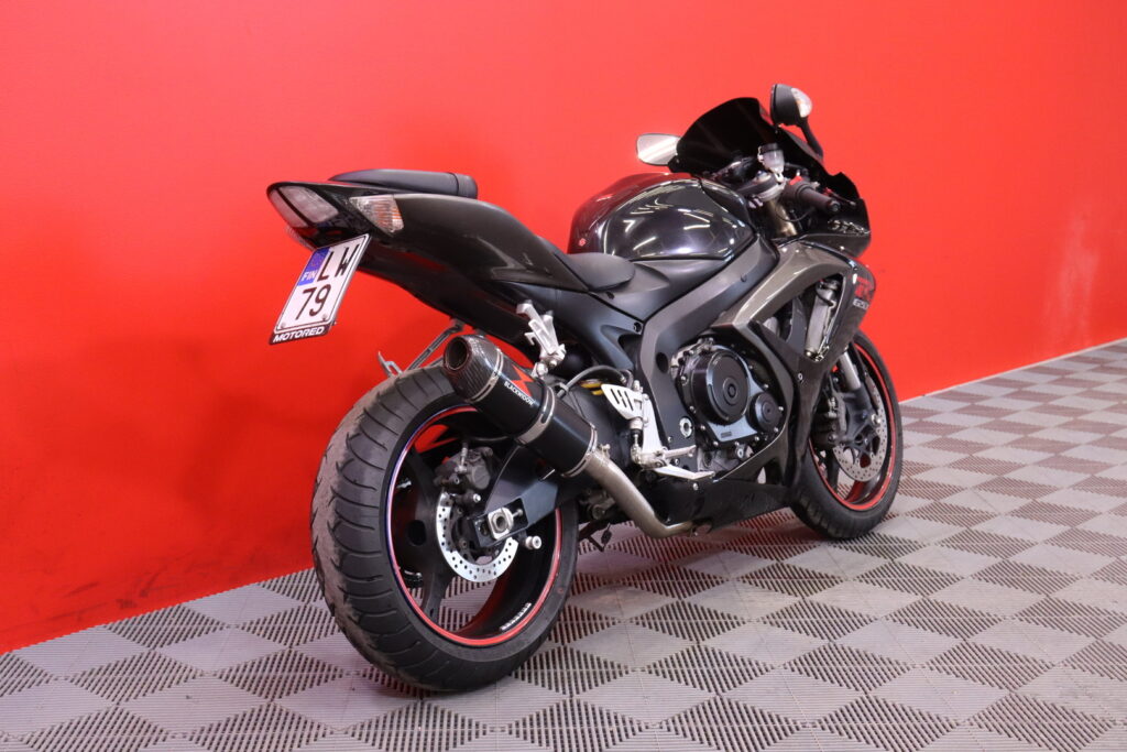 Suzuki - GSX-R - 600 // Black Widow / Säädettävät kahvat / Kahvalämppärit // Suzuki - GSX-R - 600 // Black Widow / Säädettävät kahvat / Kahvalämppärit // - Moottoripyörä