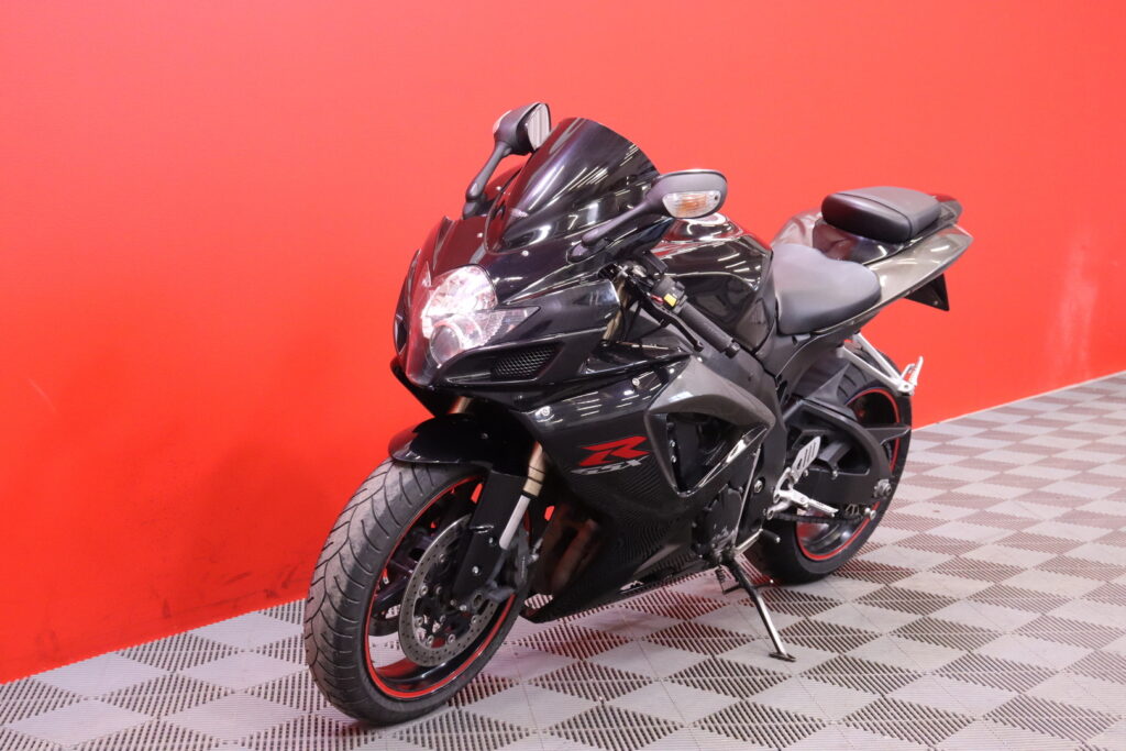 Suzuki - GSX-R - 600 // Black Widow / Säädettävät kahvat / Kahvalämppärit // Suzuki - GSX-R - 600 // Black Widow / Säädettävät kahvat / Kahvalämppärit // - Moottoripyörä